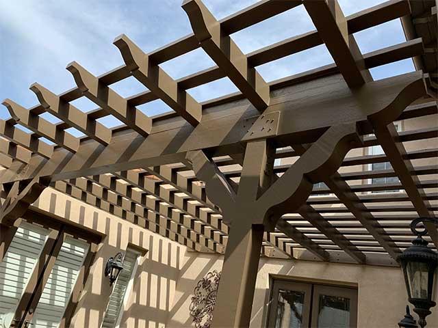 Custom wood patio covers in Los Angeles