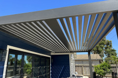 4K ALUMINUM PERGOLA IN VENTURA, CALIFORNIA