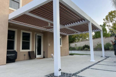 Automated Louvered Roof Pergola in Los Angeles 