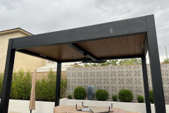 Custom Louvered Patio Cover In Los Angeles