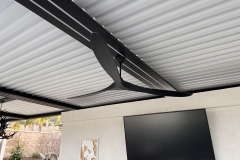 LOUVERED PERGOLAS IN LOS ANGELES