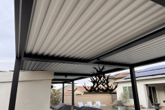 LOUVERED PERGOLAS IN LOS ANGELES