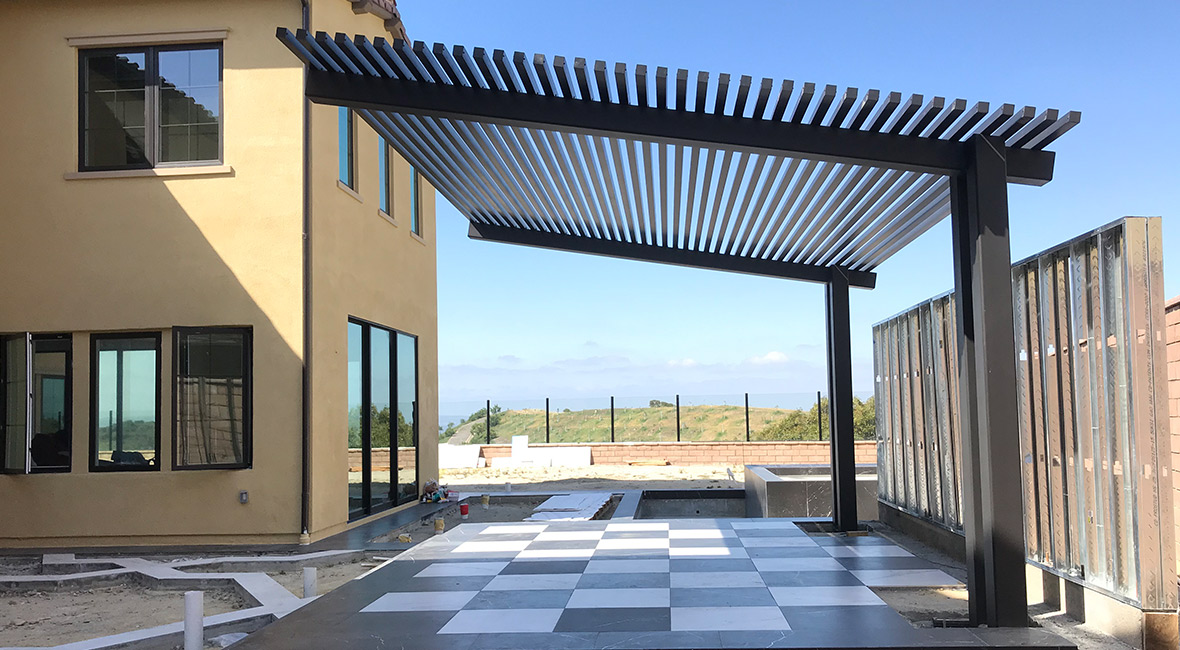 4K aluminum cantilevered pergola los Angeles