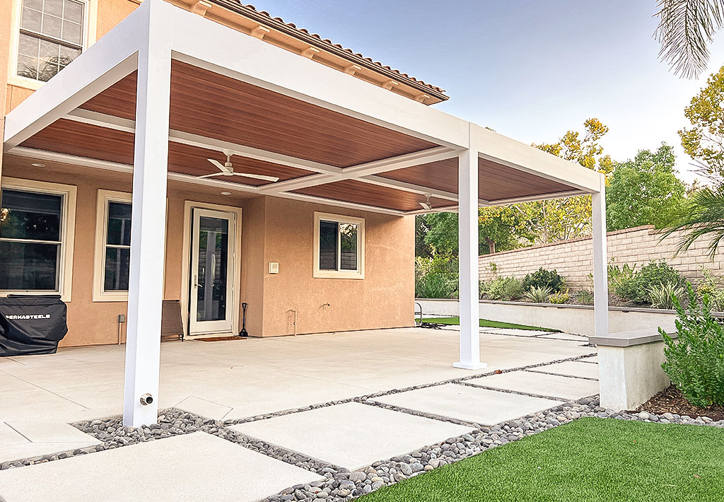 Automated Louvered Roof Pergola in Los Angeles