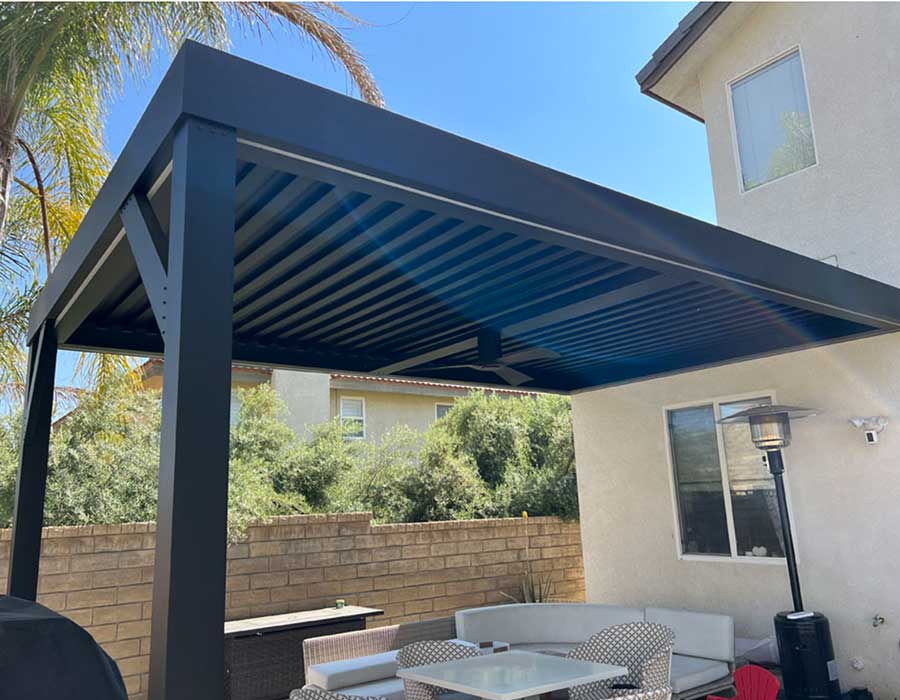 Louvered Pergolas Located in Los Angeles / Santa Clarita